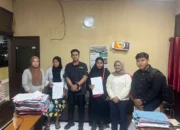 Fitri dan Kuntahri Akhiri Konflik, Sepakat Berdamai di Kantor Kepolisian Polsek Mamajang.